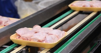 Comment: why the issue of chlorinated chicken won’t go away fresh chicken in tray