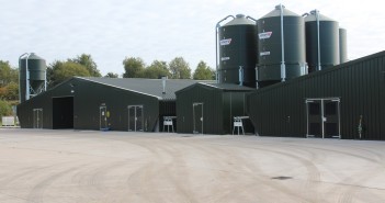 Case studies: How Powell & Co developed poultry buildings for several different clients Ed Warner Kinton powell poultry building