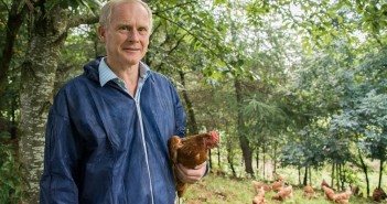 Trees boost biodiversity on poultry farms, new research shows David Brass - Credit Phil Formby Woodland Trust (2)