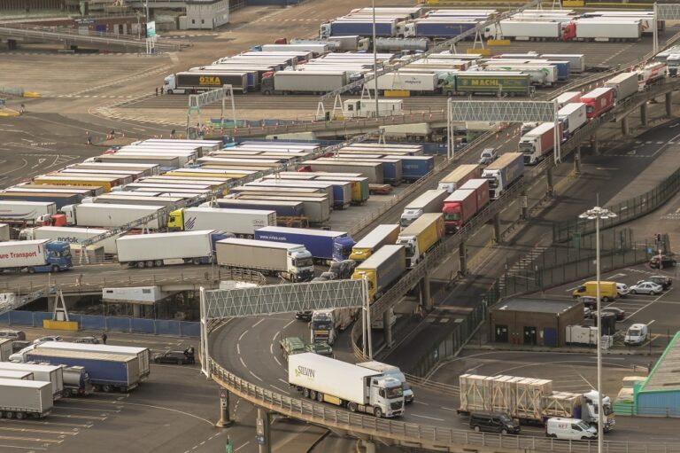 Free intensive HGV training courses launched by government to try and ease supply chain problems