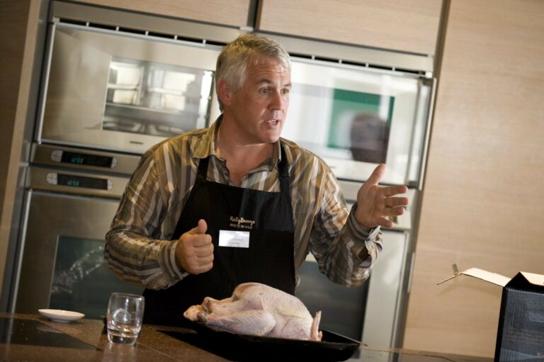 Turkey imports from France likely to increase due to labour shortages, Kelly Turkeys warns
